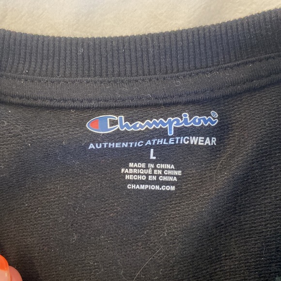 Champion black long sleeve - Picture 2 of 3